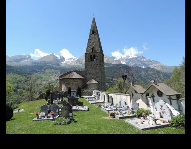 Mère Église à St-Disdier &copy;photo O. Lussiana